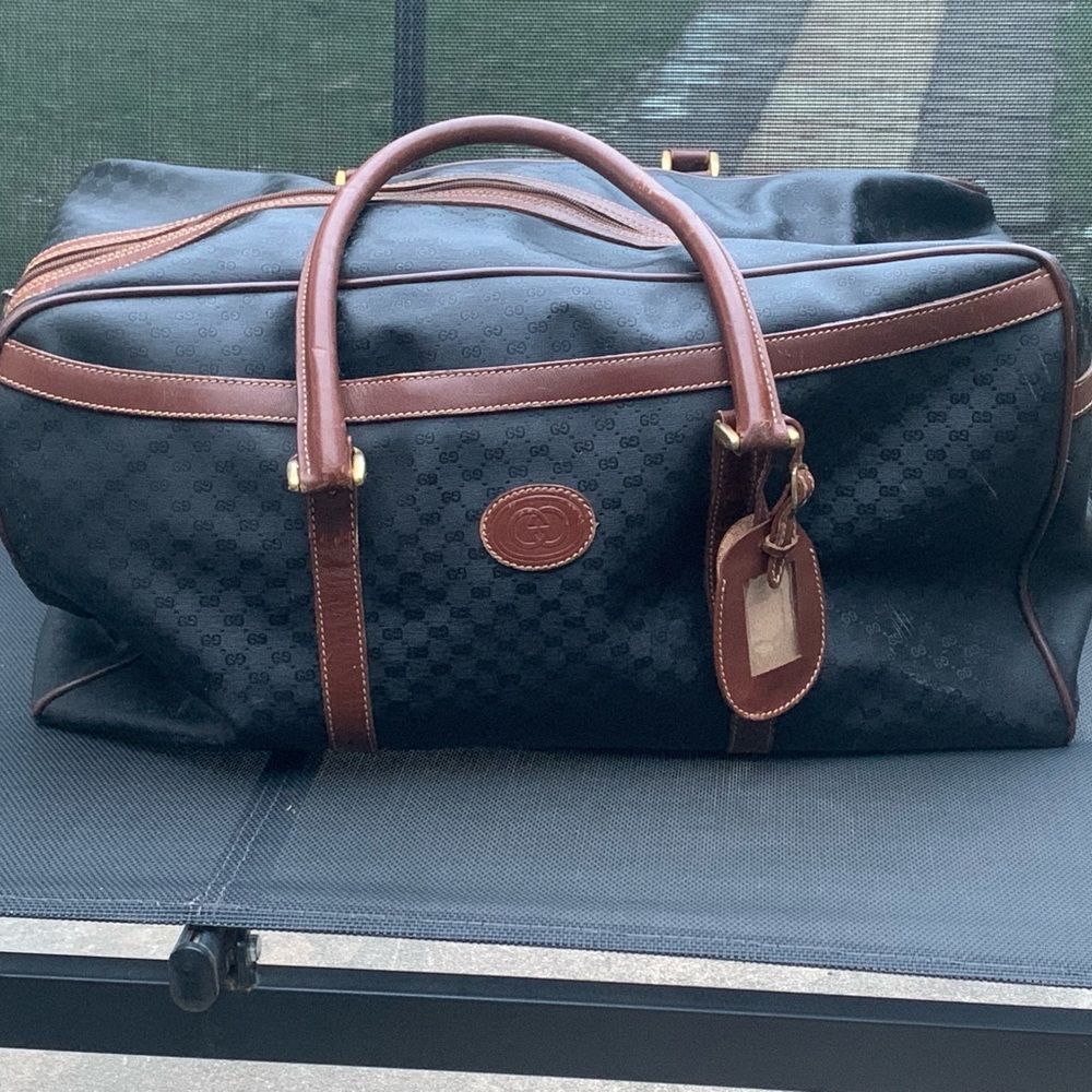 Gucci vintage duffle bag